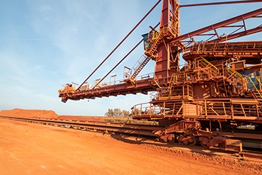 Excavadora con componentes de igus